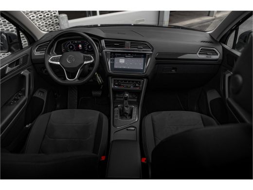 Volkswagen Tiguan 1.4 TSI 245pk eHybrid Elegance | Panoramadak | Trekhaak | 360 | ActivLease financial lease
