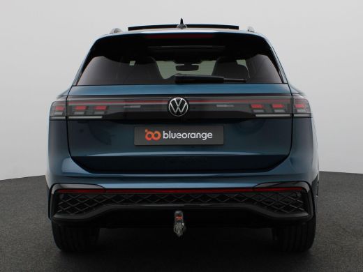 Volkswagen Tiguan 1.5 eHybrid R-Line Edition 272PK DSG Black Style, Trekhaak wegklapbaar, Panoramadak, Head-Up disp... ActivLease financial lease