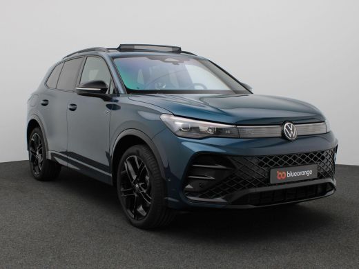 Volkswagen Tiguan 1.5 eHybrid R-Line Edition 272PK DSG Black Style, Trekhaak wegklapbaar, Panoramadak, Head-Up disp... ActivLease financial lease
