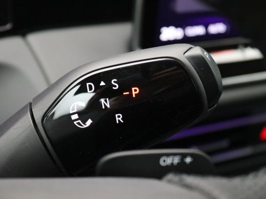 Volkswagen Tiguan 1.5 eHybrid R-Line Edition 272PK DSG Black Style, Trekhaak wegklapbaar, Panoramadak, Head-Up disp... ActivLease financial lease