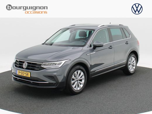 Volkswagen Tiguan 1.5 TSi 150 Pk Automaat Life Business | Camera | Carplay | Elektrische Achterklep | Privacy Glass... Volkswagen Tiguan 1.5 TSi 150 Pk Automaat Life Business | Camera | Carplay | Elektrische Achterklep | Privacy Glass...