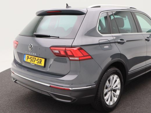Volkswagen Tiguan 1.5 TSi 150 Pk Automaat Life Business | Camera | Carplay | Elektrische Achterklep | Privacy Glass... ActivLease financial lease