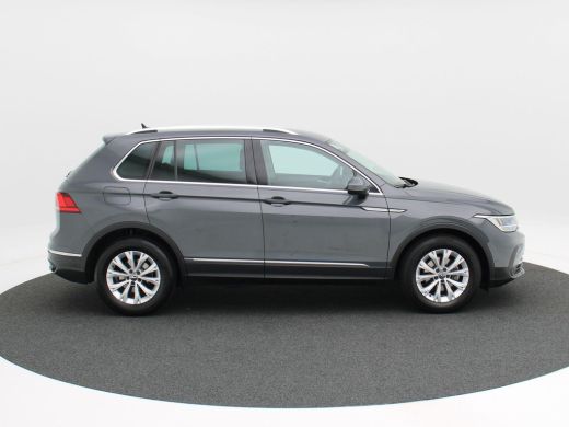 Volkswagen Tiguan 1.5 TSi 150 Pk Automaat Life Business | Camera | Carplay | Elektrische Achterklep | Privacy Glass... ActivLease financial lease