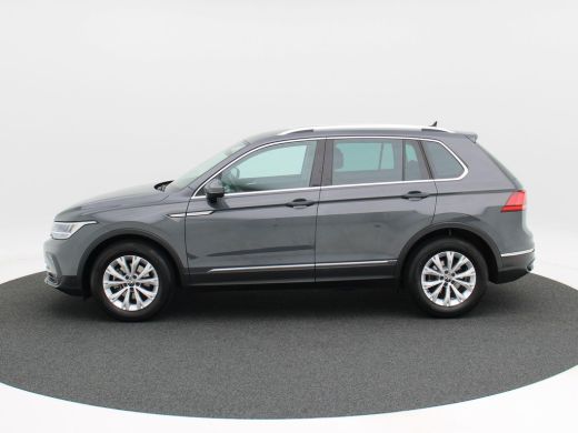 Volkswagen Tiguan 1.5 TSi 150 Pk Automaat Life Business | Camera | Carplay | Elektrische Achterklep | Privacy Glass... ActivLease financial lease