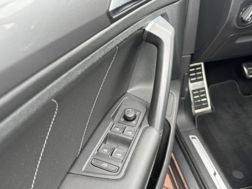 Volkswagen Tiguan 1.5 TSI ACT 150pk DSG R-Line | Pano dak | Leder ActivLease financial lease
