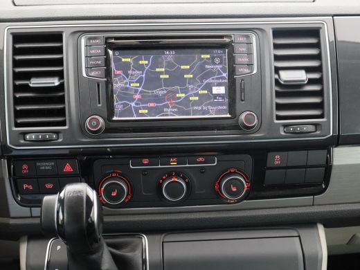 Volkswagen Transporter 2.0 TDI L2H1 4MOTION 204 PK DSG AUT. DUBBEL CAB. HIGHLINE + SCHUIFDAK | LED | ADAPTIVE CRUISE | 2... ActivLease financial lease