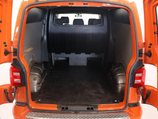 Volkswagen Transporter 2.0 TDI L2H1 4MOTION 204 PK DSG AUT. DUBBEL CAB. HIGHLINE + SCHUIFDAK | LED | ADAPTIVE CRUISE | 2... ActivLease financial lease