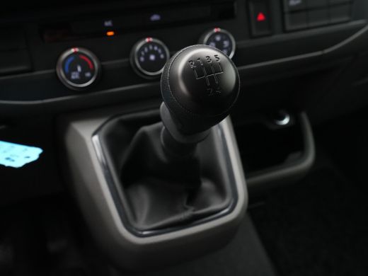 Volkswagen Transporter 2.0 TDI L2H3 28 Comfortline ActivLease financial lease