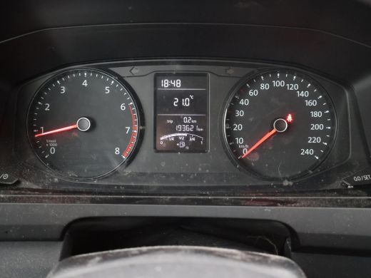 Volkswagen Transporter 2.0 TSI CNG AARDGAS L2H2 *EXCL. BTW!* 9-PERSOONS + AIRCO ActivLease financial lease