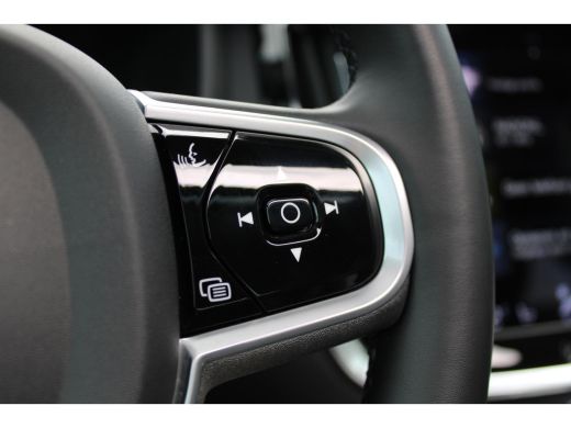Volvo  S60 B3 R-Design | Styling-Pakket | Panoramisch schuif-/kanteldak | Stoel & stuurwielverwarming | ActivLease financial lease