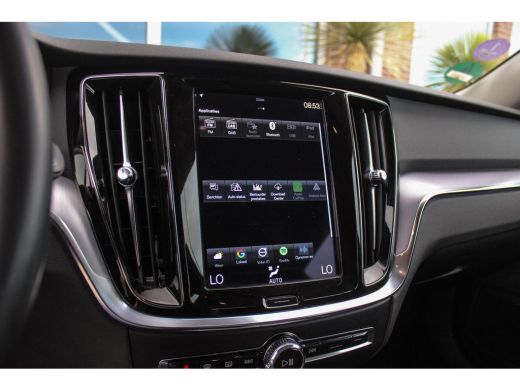 Volvo  V60 2.0 B3 Momentum Advantage | 1e eigenaar | BTW auto | Origineel NL | LED | Camera | 17 inch | Crui... ActivLease financial lease