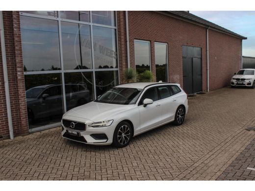 Volvo  V60 2.0 B3 Momentum Advantage | 1e eigenaar | BTW auto | Origineel NL | LED | Camera | 17 inch | Crui... ActivLease financial lease