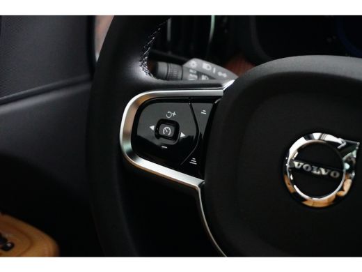 Volvo  XC60 2.0 T6 Plug-in hybrid AWD Plus Dark | Achterbank verwarmd | Apple Carplay/Android Auto|telefoonin... ActivLease financial lease