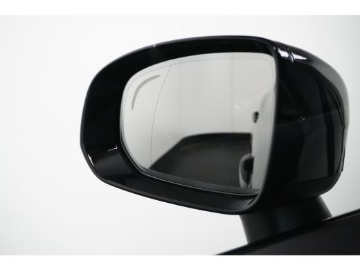 Volvo  XC60 2.0 T6 Plug-in hybrid AWD Plus Dark | Achterbank verwarmd | Elektrisch glazen panorama-dak | Elek... ActivLease financial lease