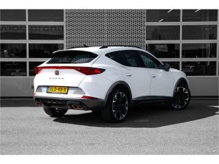 CUPRA Formentor 1.4 e-Hybrid VZ 245 PK Performance | Trekhaak | Carplay | Camera | Stoel- Stuurverwarming