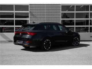 CUPRA Leon Sportstourer 1.4 e-Hybrid Essential 245 PK | Camera | Navigatie | Stoel-Stuurverwarming | elek. achterklep |
