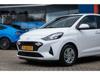Hyundai i10 1.0 Comfort | Airco | Cruise Control | Apple Carplay/Android Auto | Achterbank in delen neerklapb...