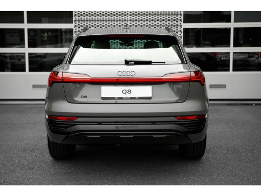 Audi Q8 e-tron Advanced edition | Achterklep, automatisch bedienbaar | Achteruitrijcamera | Adaptive Drive Assist ActivLease financial lease
