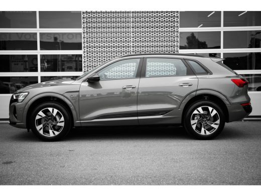 Audi Q8 e-tron Advanced edition | Achterklep, automatisch bedienbaar | Achteruitrijcamera | Adaptive Drive Assist ActivLease financial lease