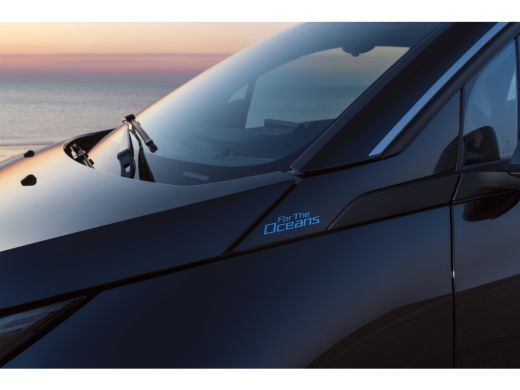 BMW i3 120Ah 42 kWh For The Oceans/S-dak/Adaptive/1e Eig./leder/H-Kardon/W-pomp/3-fase ActivLease financial lease