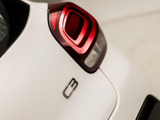 Citroën C3 1.2 PureTech Sport Automaat (APPLE CARPLAY, GROOT NAVI, CRUISE, PARKEERSENSOREN, SPORTSTOELEN, LA... ActivLease financial lease