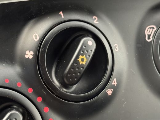 Fiat 500 1.0 Hybrid Cult | Airco | Carplay | Bluetooth | Parkeersensoren Achter | DAB | Centrale Vergrende... ActivLease financial lease