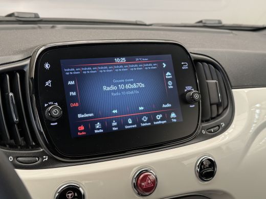 Fiat 500 1.0 Hybrid Cult | Airco | Carplay | Bluetooth | Parkeersensoren Achter | DAB | Centrale Vergrende... ActivLease financial lease