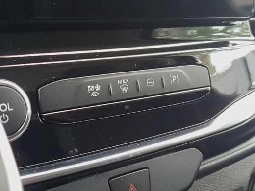 Ford Transit 2.0 170 pk TDCI Automaat L3H2 BPM vrij! | Limited € 9.325,- voorraadvoordeel | All Weather banden... ActivLease financial lease