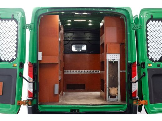 Ford Transit 350 2.0 TDCI 130pk RWD L3H2 Trend Airco/Camera/Trekhaak 2800kg 11-2017 ActivLease financial lease