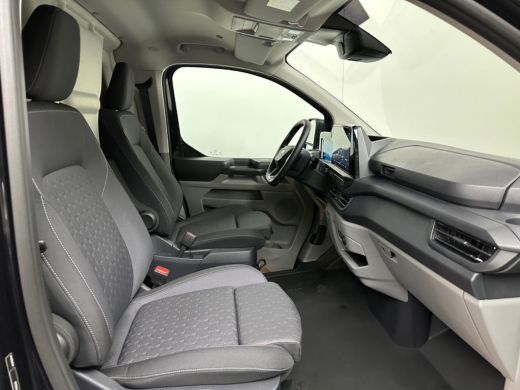 Ford Transit Custom 300 2.0 TDCI L2H1 Limited 170pk Automaat Smartvan Bodykit | Driver assistance pack ultimate | Com... ActivLease financial lease