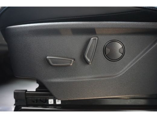 Ford Transit Custom 320 2.5 PHEV L2H1 Sport | Inclusief BPM | Driver Assistance Pack | Trekhaak Wegklapbaar | Snel Le... ActivLease financial lease