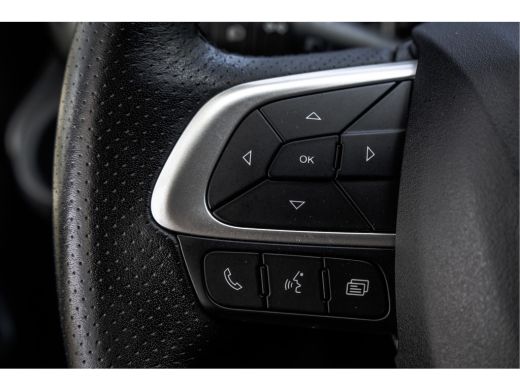 Iveco Daily 35S16V L2H2 | Automaat | Camera | 3.5T Trekgewicht | Climate | Cruise | Euro 6 ActivLease financial lease