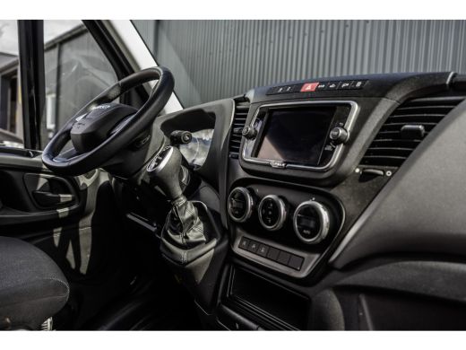 Iveco Daily 35S16V L2H2 | Automaat | Camera | 3.5T Trekgewicht | Climate | Cruise | Euro 6 ActivLease financial lease