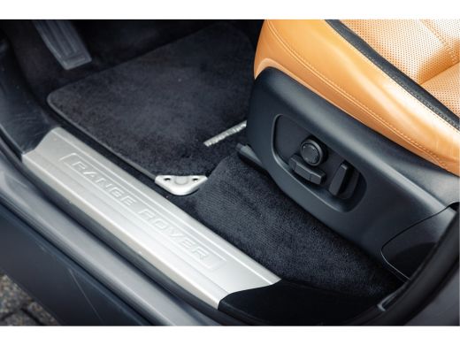 Land Rover Range Rover Sport P400e Limited Edition | Cold Climate Pack | Vintage Tan interieur | 21 Inch | Black Pack | Pano ActivLease financial lease