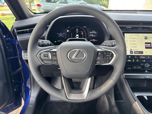 Lexus LBX Emotion 2WD | 06-10141018 Voor meer informatie ActivLease financial lease