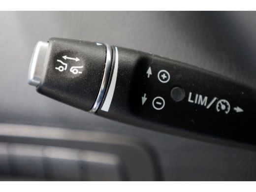 Mercedes-Benz Vito 114 CDI 136pk Compact 9G Automaat 2x Schuifdeur/LED/Camera/Inrichting 05-2022 ActivLease financial lease