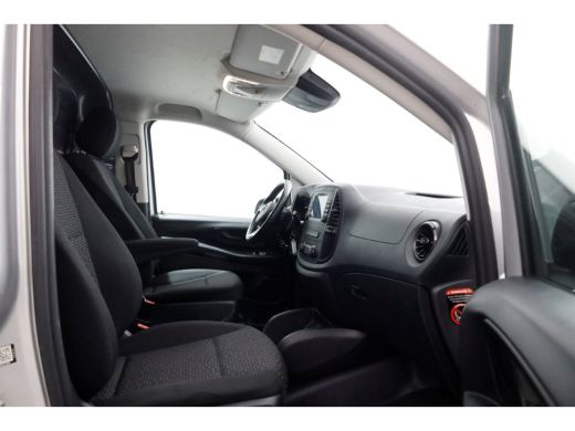Mercedes-Benz Vito 114 CDI 136pk Compact 9G Automaat 2x Schuifdeur/LED/Camera/Inrichting 05-2022 ActivLease financial lease