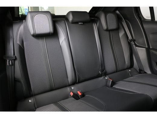Peugeot 208 1.2 PureTech 100PK EAT8 GT | Navi | Clima | Cruise | Camera | Parkeersensoren V+A | Sportstoelen ... ActivLease financial lease