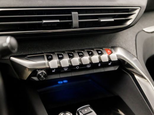 Peugeot 5008 1.2 PureTech Sport 7 Persoons Automaat (PANORAMADAK, APPLE CARPLAY, MEMORY SEATS, FOCAL AUDIO, LE... ActivLease financial lease