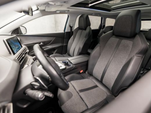 Peugeot 5008 1.2 PureTech Sport 7 Persoons Automaat (PANORAMADAK, APPLE CARPLAY, MEMORY SEATS, FOCAL AUDIO, LE... ActivLease financial lease