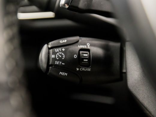 Peugeot 5008 1.2 PureTech Sport 7 Persoons Automaat (PANORAMADAK, APPLE CARPLAY, MEMORY SEATS, FOCAL AUDIO, LE... ActivLease financial lease