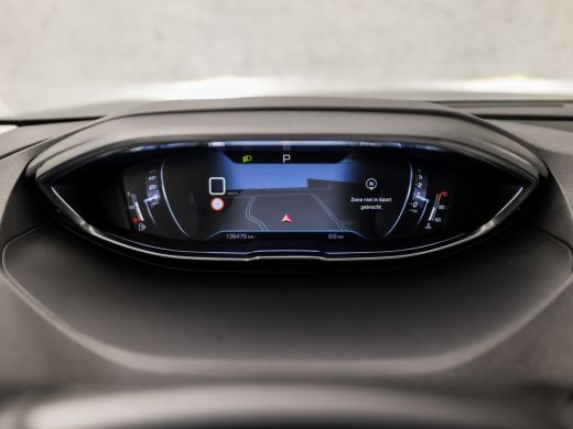 Peugeot 5008 1.2 PureTech Sport 7 Persoons Automaat (PANORAMADAK, APPLE CARPLAY, MEMORY SEATS, FOCAL AUDIO, LE... ActivLease financial lease