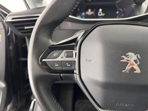 Peugeot e-208 EV Allure 50 kWh {SOH-93%} (INCL-BTW) Aut.*LEATHER-FABRIC | DIGI-COCKPIT | CARPLAY | LANE-ASSIST ... ActivLease financial lease