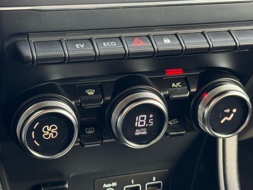 Renault Captur 1.6 E-Tech Hybrid 145 Business Zen CAMERA | NAVI | HYBRIDE ActivLease financial lease