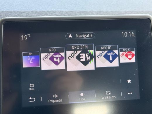 Renault Captur 1.6 E-Tech Hybrid 145 Business Zen CAMERA | NAVI | HYBRIDE ActivLease financial lease