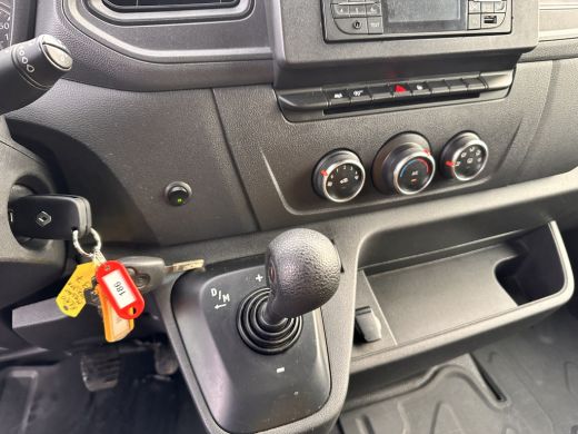 Renault Master T35 2.3 dCi 150 L3 H2 Energy T35 2.3 dCi 150 L3 Energy Aut. *AIRCO | CRUISE | CAMERA | PDC | COMF... ActivLease financial lease