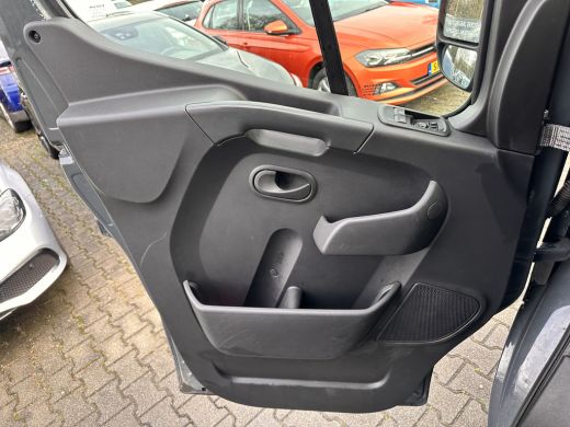Renault Master T35 2.3 dCi 150 L3 H2 Energy T35 2.3 dCi 150 L3 Energy Aut. *AIRCO | CRUISE | CAMERA | PDC | COMF... ActivLease financial lease