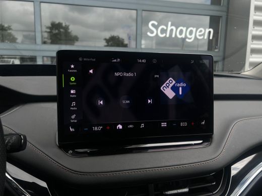 Skoda Enyaq iV 60 180 pk | Achteruitrijcamera | Dodehoek detectie | Voorstoelen verwarmd ActivLease financial lease