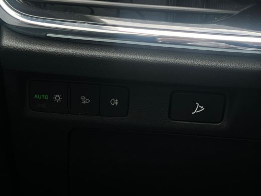 Skoda Enyaq iV 60 180 pk | Achteruitrijcamera | Dodehoek detectie | Voorstoelen verwarmd ActivLease financial lease