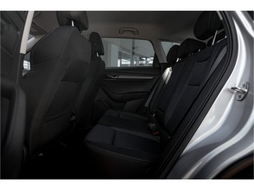 Skoda Karoq 1.5 150pk DSG Style | Adapt. Cruise | Stoel- Stuurverwarming | Carplay ActivLease financial lease